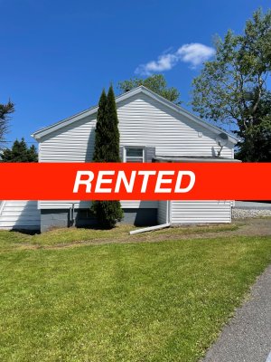 Beautiful 2 Bdrm House - 484 Murphy Rd, Westmount — rental in Westmount, NS